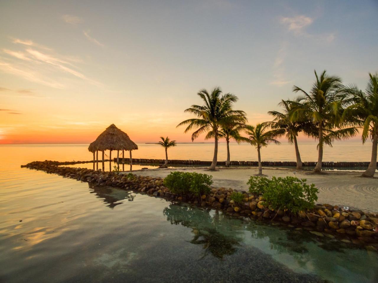 Royal Belize Ξενοδοχείο Thatch Caye Εξωτερικό φωτογραφία